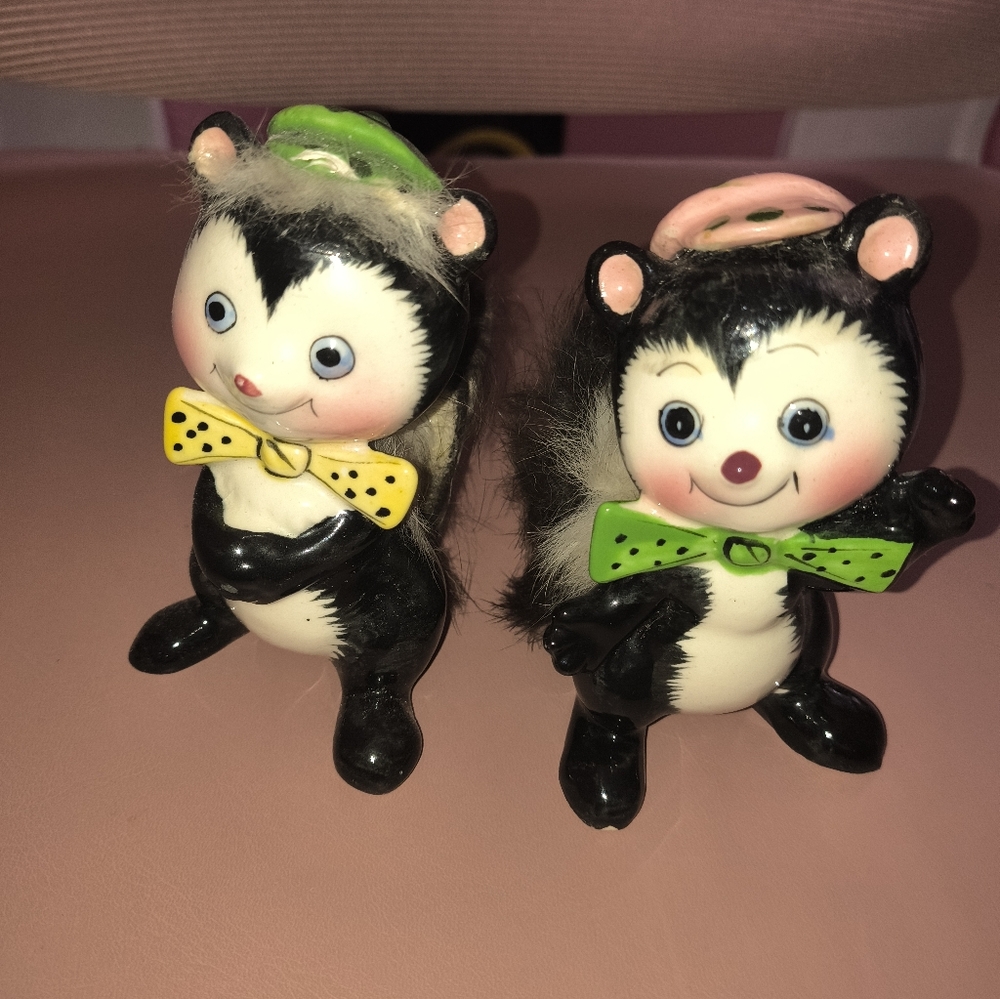 This Vintage Mr Skunk pair is adorable  (I found his friend' yAHOO.